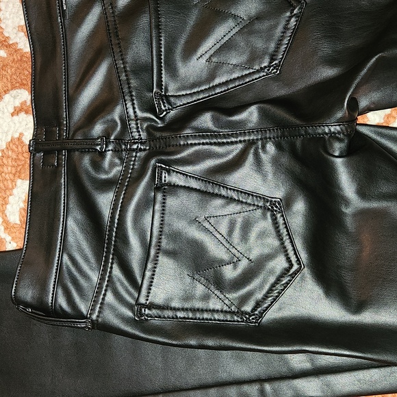 MOTHER -The Insider Ankle Faux Leather Jeans. size 25 - Picture 4 of 15